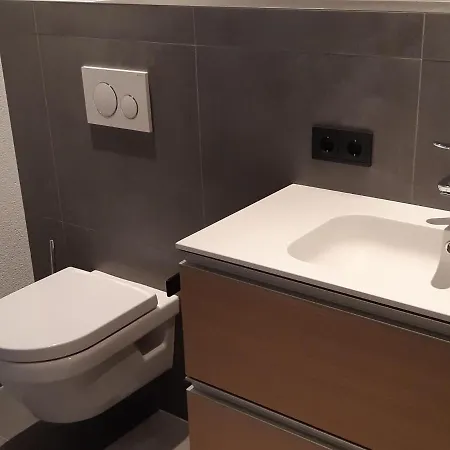 In Near Lifts Apartment *