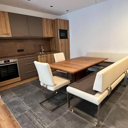 In Near Lifts 아파트 *