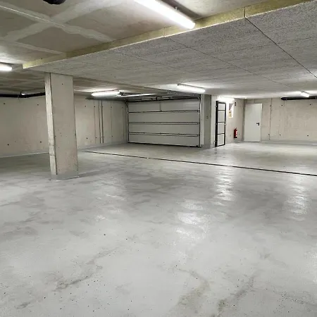 In Near Lifts Apartment *