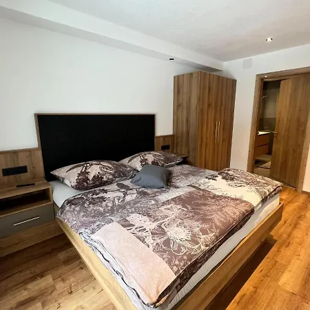 Appartement In Near Lifts *